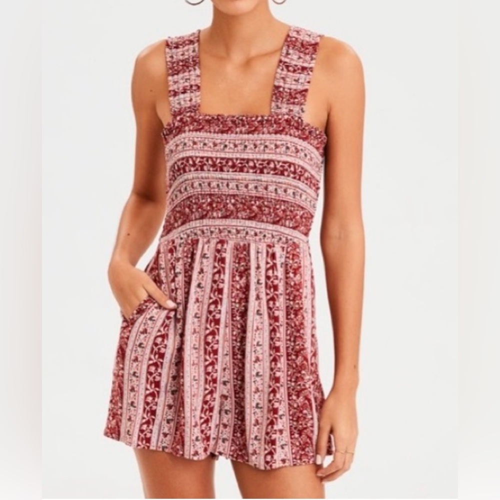 AMERICAN EAGLE XXL Red Cream Smocked Festival Romper Lightweight Boho